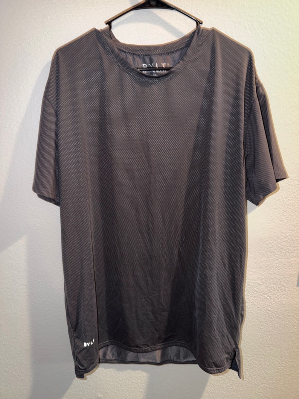 Size XL BYLT Basics Short-Sleeve Mesh Performance Tee in Charcoal